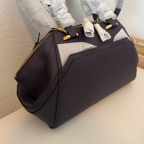 Zac Posen Passport Plum Purse Handbag Delta Airlines Exclusive NWT - Picture 6 of 9